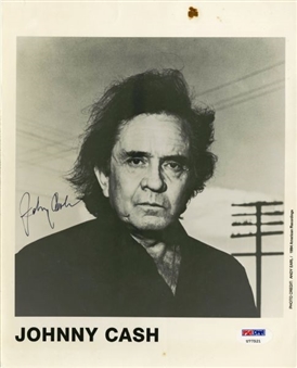 Johnny Cash Signed 8x10 Black & White Photo (PSA/DNA)